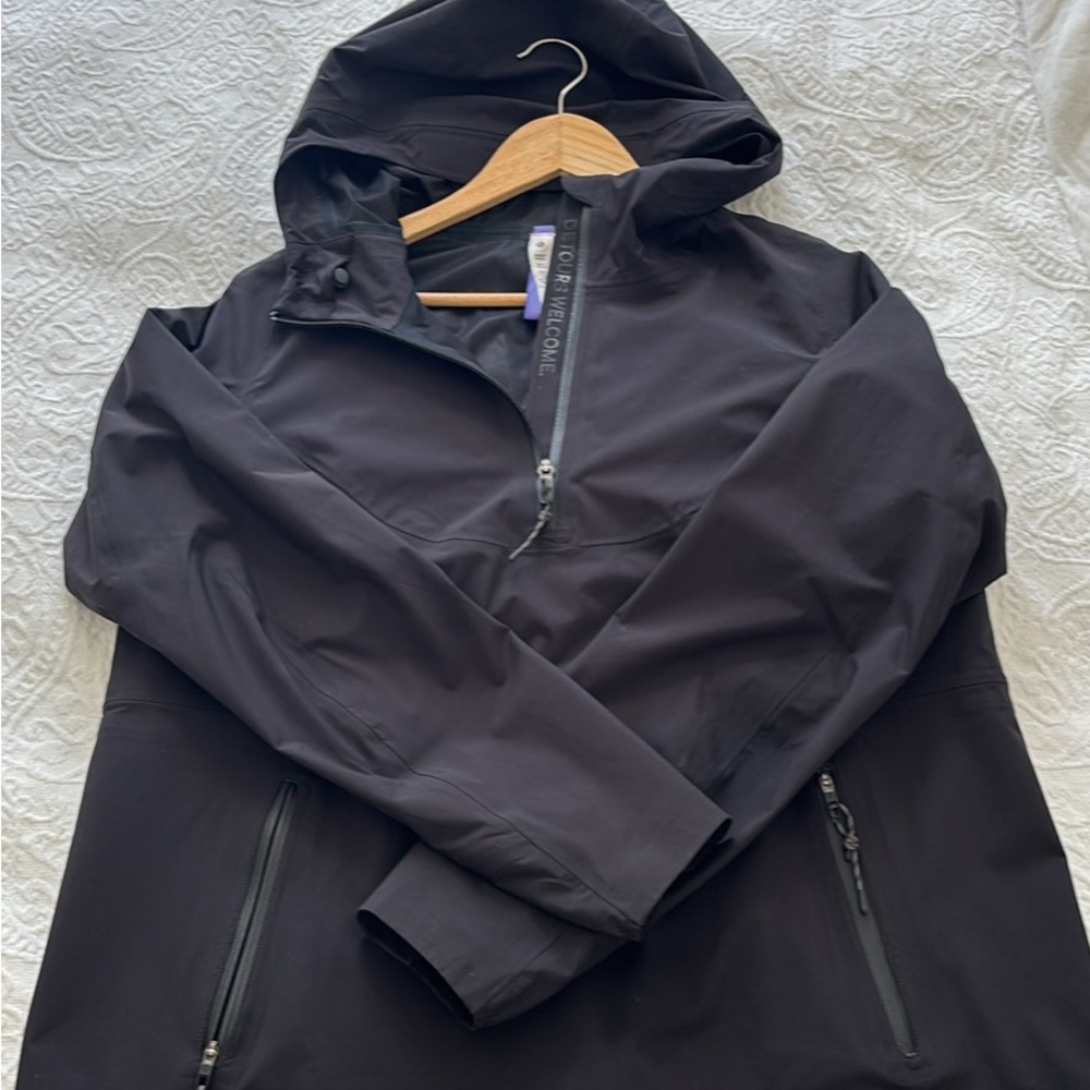 Lululemon Athletica Black Jacket with Detours Welcome Detail